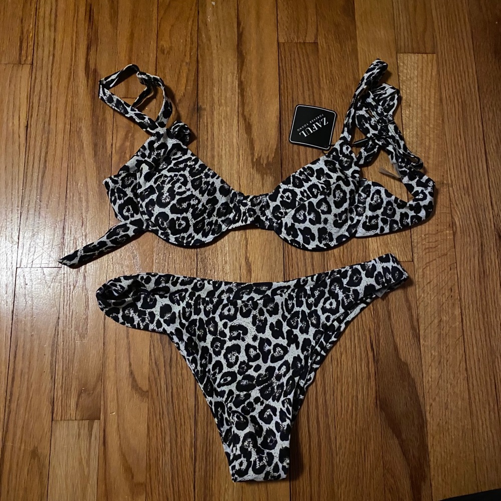 leopard bikini